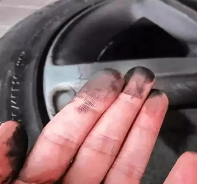 剎車片到底要不要換？三分鐘告訴你答案！